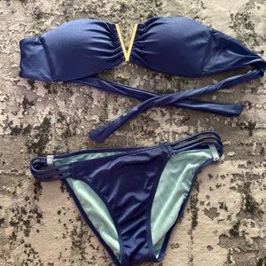 Victoria’s Secret bikini